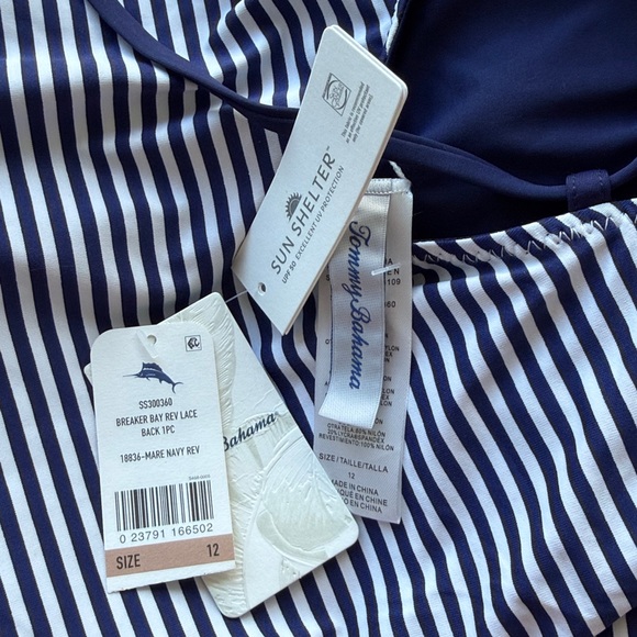 Tommy Bahama Breaker Bay Reversible Lace-Back One-Piece Swimsuit. Size12 - Picture 4 of 8